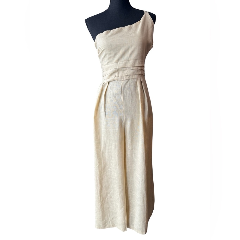 Elegant Cream One-Shoulder Jumpsuit - Picture 2 of 9